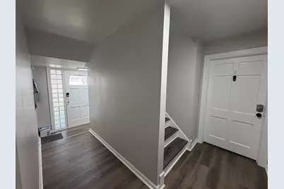 2355 S 76th St, West Allis, WI 53219 - Photo 4
