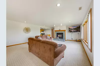 W225N3524  Wethersfield Rd, Pewaukee, WI 53072 - Photo 28