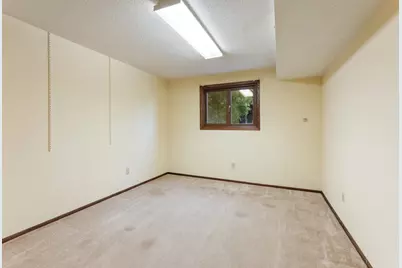 703  Lake St, Onalaska, WI 54650 - Photo 22