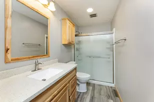 703 Lake St, Onalaska, WI 54650 - Photo 18