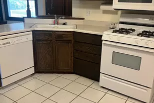 5003 69th St, Kenosha, WI 53142 - Photo 6