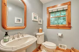 N128W12985 Highland Rd, Germantown, WI 53022 - Photo 18
