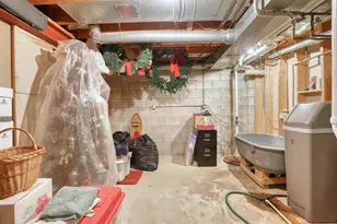 N128W12985 Highland Rd, Germantown, WI 53022 - Photo 32