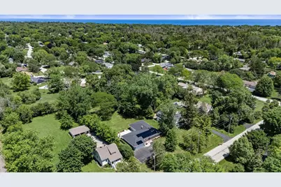 800 E Dean Rd, Fox Point, WI 53217 - Photo 16