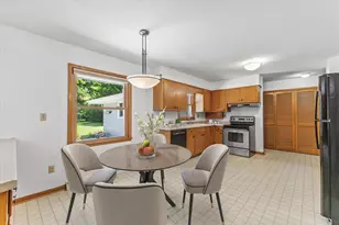 800 E Dean Rd, Fox Point, WI 53217 - Photo 8