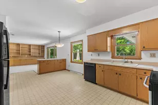 800 E Dean Rd, Fox Point, WI 53217 - Photo 24
