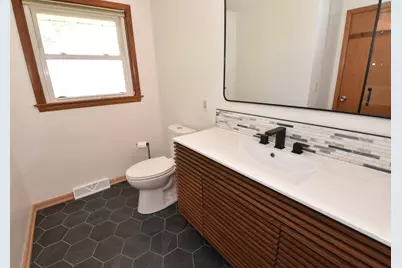 1840  Alverno Dr, Brookfield, WI 53005 - Photo 18