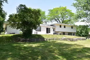1840 Alverno Dr, Brookfield, WI 53005 - Photo 34