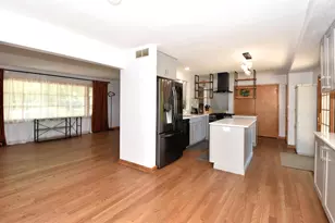 1840 Alverno Dr, Brookfield, WI 53005 - Photo 4