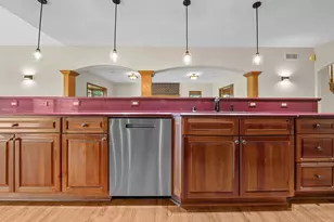 W287N6371 Broadwing Ct, Hartland, WI 53029 - Photo 14