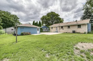 8486 N 51st St, Brown Deer, WI 53223 - Photo 32