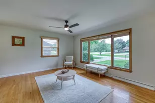 8486 N 51st St, Brown Deer, WI 53223 - Photo 4