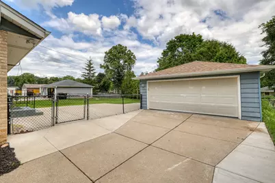 8486 N 51st St, Brown Deer, WI 53223 - Photo 30