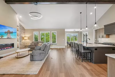 N69W17970  Haven Dr, Menomonee Falls, WI 53051 - Photo 8