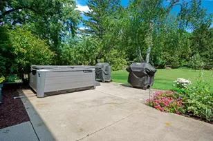 1626 Devonshire Dr, Cedarburg, WI 53012 - Photo 32