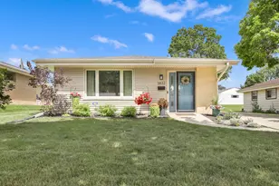3832 S 93rd St, Milwaukee, WI 53228 - Photo 6