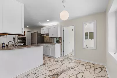 16865  Eldorado Dr, Brookfield, WI 53005 - Photo 18