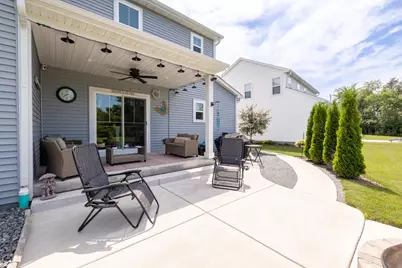 552  Wild Oak Rd, Hartland, WI 53029 - Photo 8
