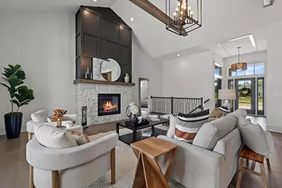 4077  Hawthorn Farm Ct, Delafield, WI 53058 - Photo 4