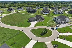 4077 Hawthorn Farm Ct, Delafield, WI 53058 - Photo 50