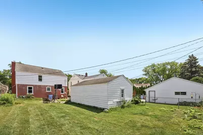 5451 N Kent Ave, Whitefish Bay, WI 53217 - Photo 18