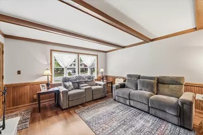 2789 N Mayfair Ct, Wauwatosa, WI 53222 - Photo 14