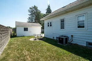 7722 W Mt Vernon Ave, Milwaukee, WI 53213 - Photo 36