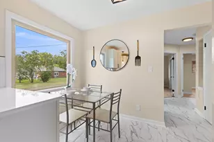 2831 S 76th St, West Allis, WI 53219 - Photo 10