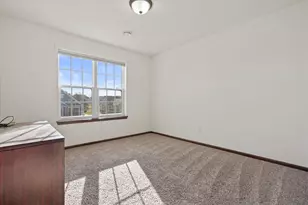 N42W22770 Beacon Ct, Pewaukee, WI 53072 - Photo 28