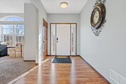 N42W22770  Beacon Ct, Pewaukee, WI 53072 - Photo 16