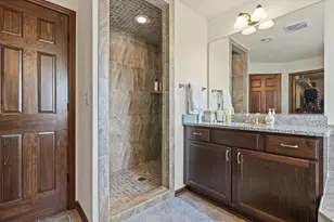 N42W22770 Beacon Ct, Pewaukee, WI 53072 - Photo 26