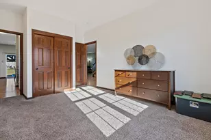 N42W22770 Beacon Ct, Pewaukee, WI 53072 - Photo 18