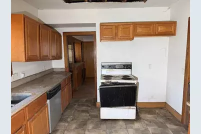 2770 N Grant Blvd, Milwaukee, WI 53210 - Photo 6