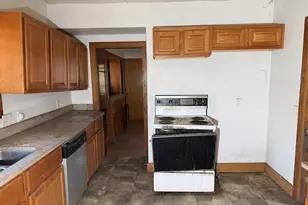 2770 N Grant Blvd, Milwaukee, WI 53210 - Photo 6