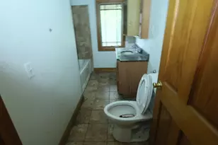 2770 N Grant Blvd, Milwaukee, WI 53210 - Photo 12
