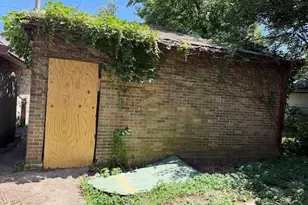 2770 N Grant Blvd, Milwaukee, WI 53210 - Photo 28