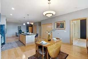601 E Ogden Ave, Milwaukee, WI 53202 - Photo 8