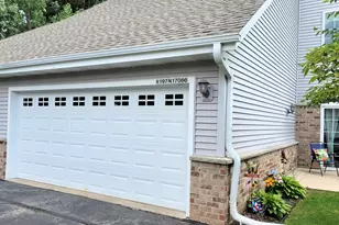 W197N17086 Stonewall Dr, Jackson, WI 53037 - Photo 2