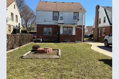 4221 N 19th Pl, Milwaukee, WI 53209 - Photo 2