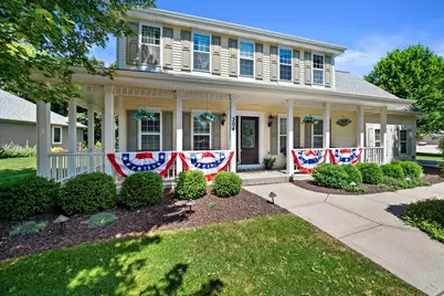 304  Woodlands Ct, Hartland, WI 53029 - Photo 1