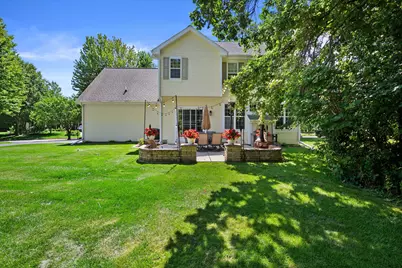304  Woodlands Ct, Hartland, WI 53029 - Photo 54