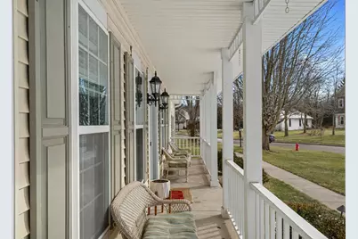 304  Woodlands Ct, Hartland, WI 53029 - Photo 10
