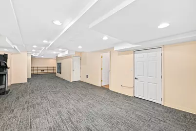 N51W16945  Fair Oak Pkwy, Menomonee Falls, WI 53051 - Photo 28