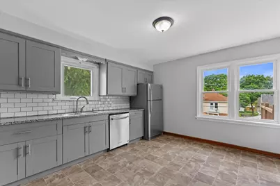 2945 N 69th St #2947, Milwaukee, WI 53210 - Photo 10