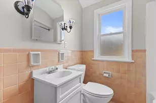 2945 N 69th St, Milwaukee, WI 53210 - Photo 14