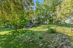 612 Sweetbriar Ln, Watertown, WI 53098 - Photo 24