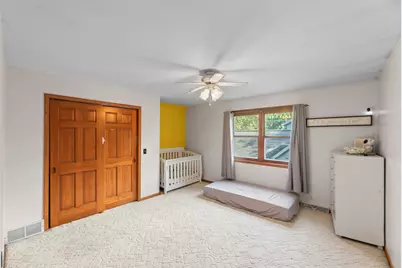 612  Sweetbriar Ln, Watertown, WI 53098 - Photo 14