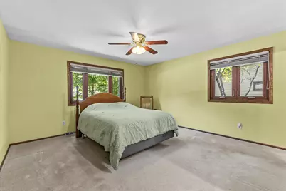 3235 S 149th St, New Berlin, WI 53151 - Photo 12
