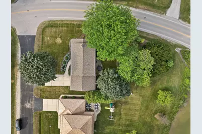 1  Shorewood Ct, Racine, WI 53402 - Photo 38