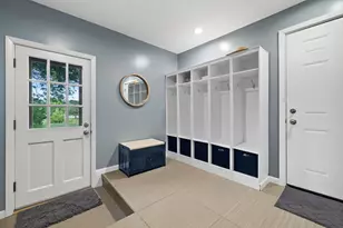 1 Shorewood Ct, Racine, WI 53402 - Photo 20